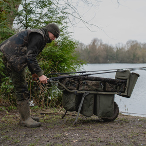 Nash Subterfuge Cube Carryall 50L6.jpg